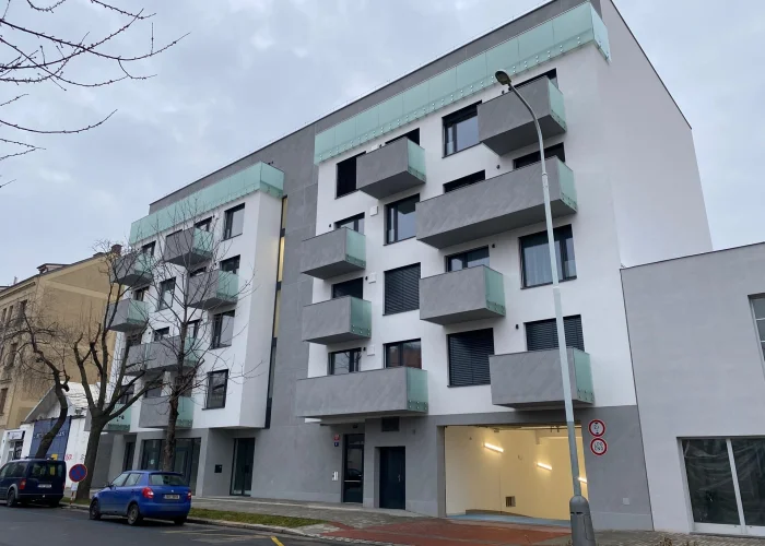 Pronájem bytu 2+kk, 58m2 s balkonem