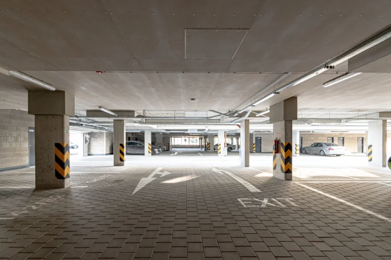 Pronájem garážového stání 13 m², Praha - Prosek
