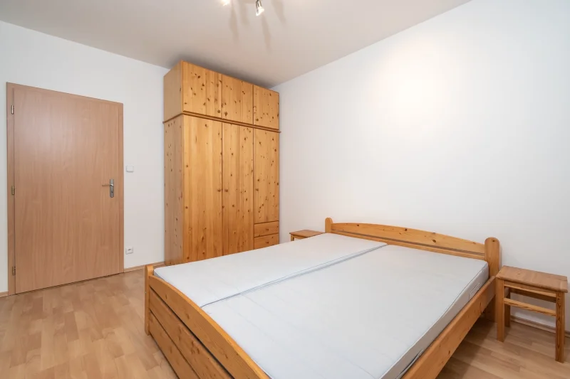 Pronájem bytu 2+kk/B/G/K 56m² - Praha - Hlubočepy