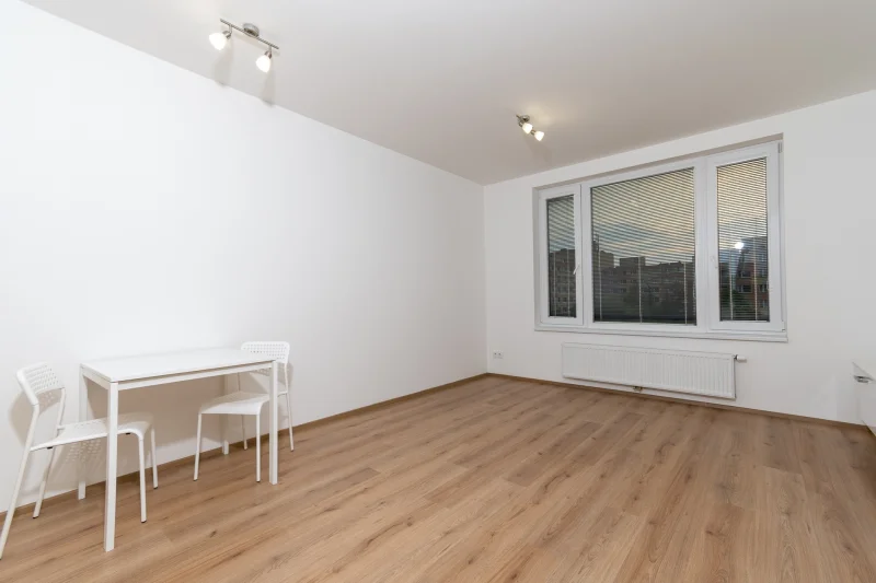 Pronájem bytu 1+kk 34,3m² - Praha 9 Letňany