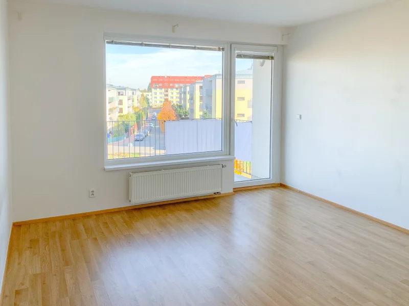 Pronájem bytu 1+kk, ulice Milotická 458/16, Praha - Zličín