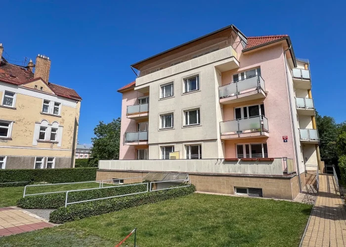 Pronájem bytu 2+1, 57 m², ulice Pod Stárkou, Praha - Michle