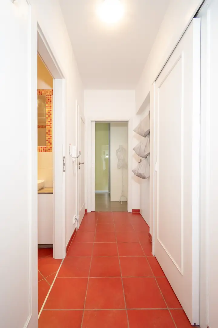 Pronájem zařízeného bytu 2+kk,  60m² s balkonem, Praha - Prosek