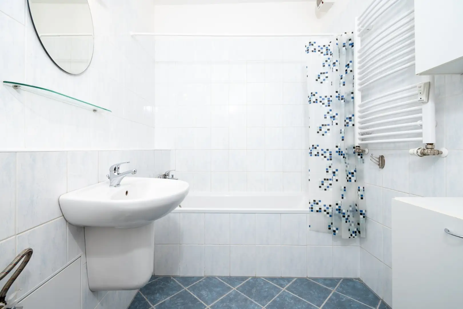 Pronájem bytu 2+kk/T/G o velikosti 52 m² - Praha - Vysočany