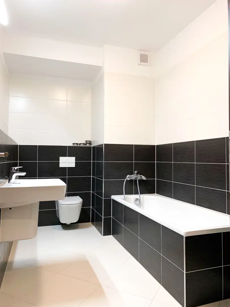 Pronájem bytu 2+kk/B, 53m² - Praha - Střížkov