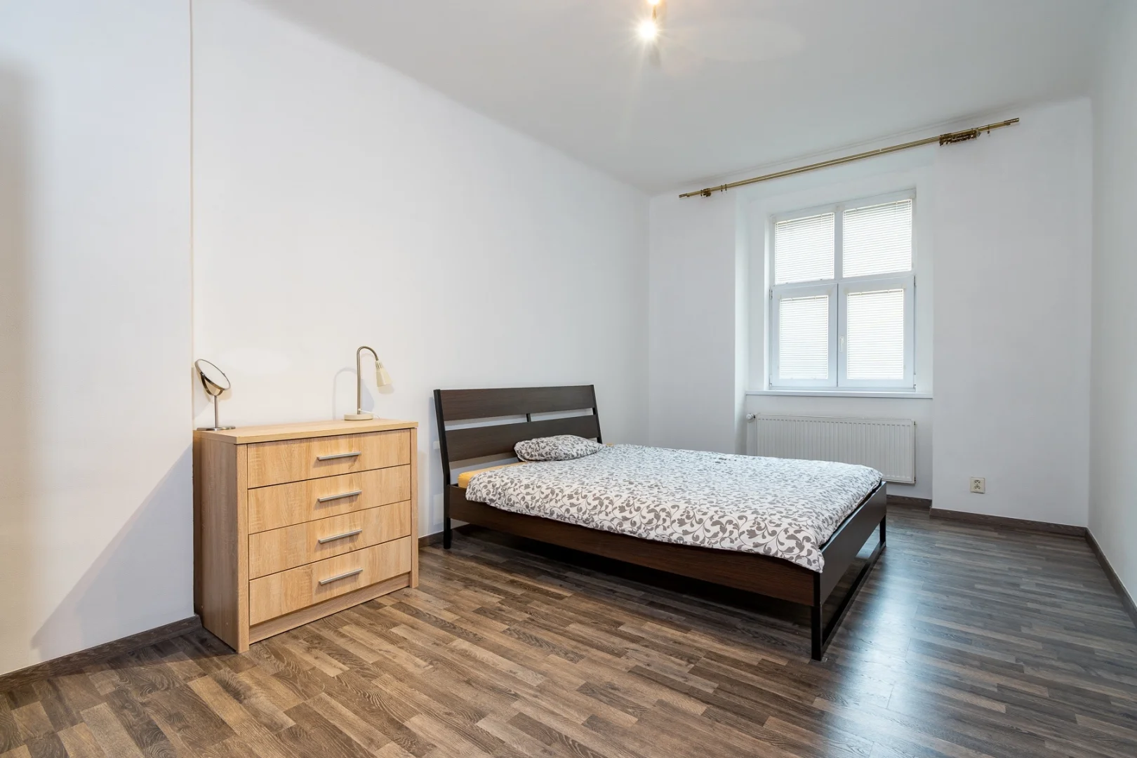 Pronájem bytu 3+1, 80m² - Praha - Košíře