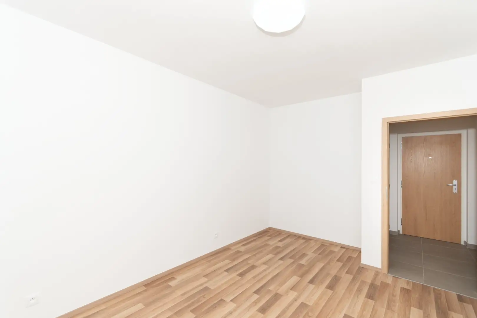 Pronájem bytu 2+kk, 47 m² - Praha - Uhříněves