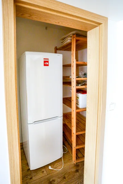 Pronájem bytu 2+kk 41m² - Praha - Modřany