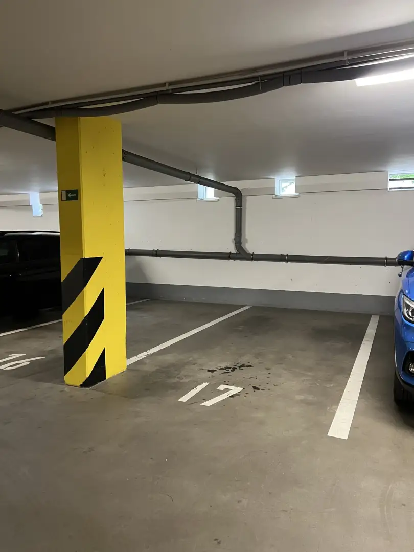 Pronájem garáže, 15 m² - Praha - Prosek