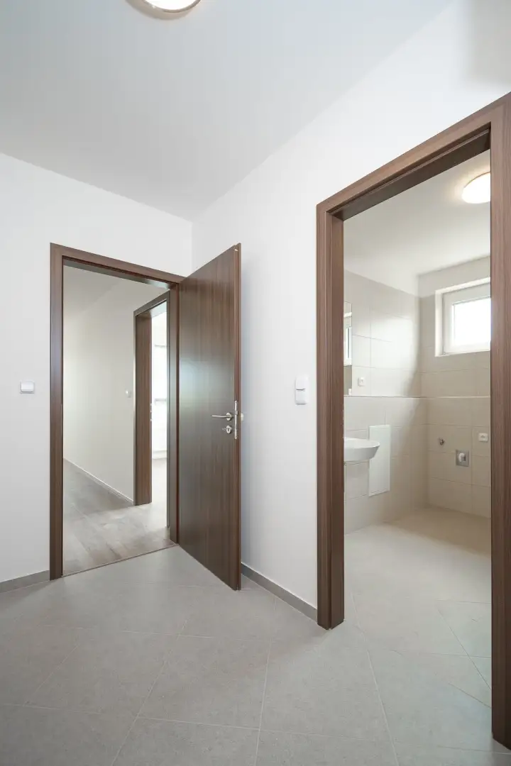 Pronájem bytu 2+kk s garáží, náměstí Olgy Scheinpflugové 1280/1, Praha - Hlubočepy