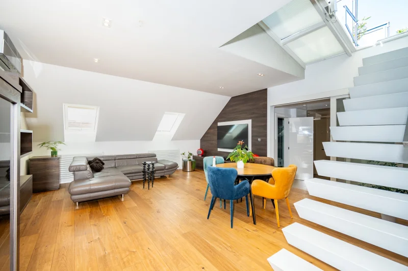 Pronájem krásného bytu s terasou a výhledem na Žižkovskou věž - 3+kk, 95 m² - Praha - Žižkov