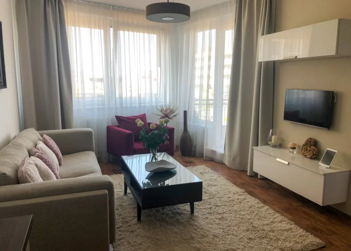 Pronájem bytu 2+kk  51m² - Praha - Dolní Měcholupy