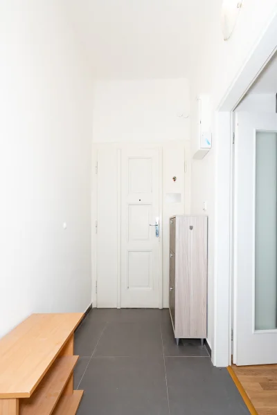 Pronájem bytu 2+kk, 39 m² - Praha - Vysočany