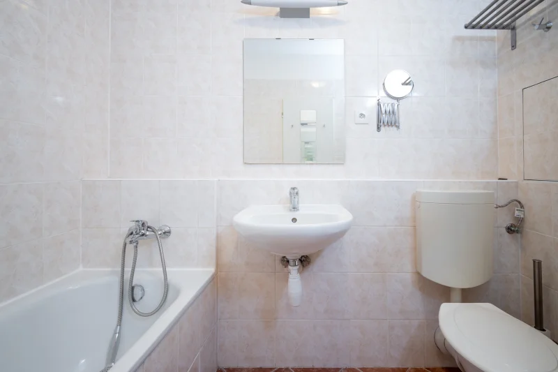 Nabízíme k pronájmu byt 1+kk, ulice Hnězdenská 767/2, Praha - Troja