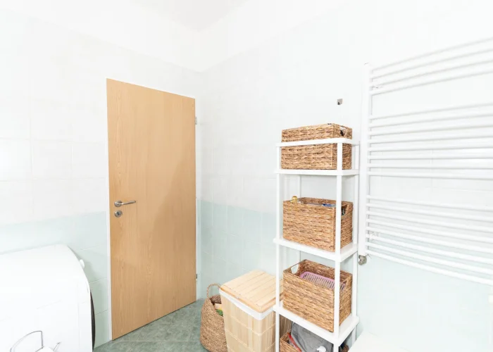 Pronájem bytu 2+kk, 48 m² - Praha - Vysočany