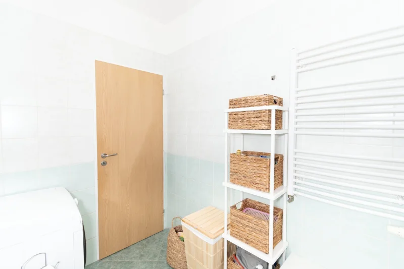 Pronájem bytu 2+kk, 48 m² - Praha - Vysočany