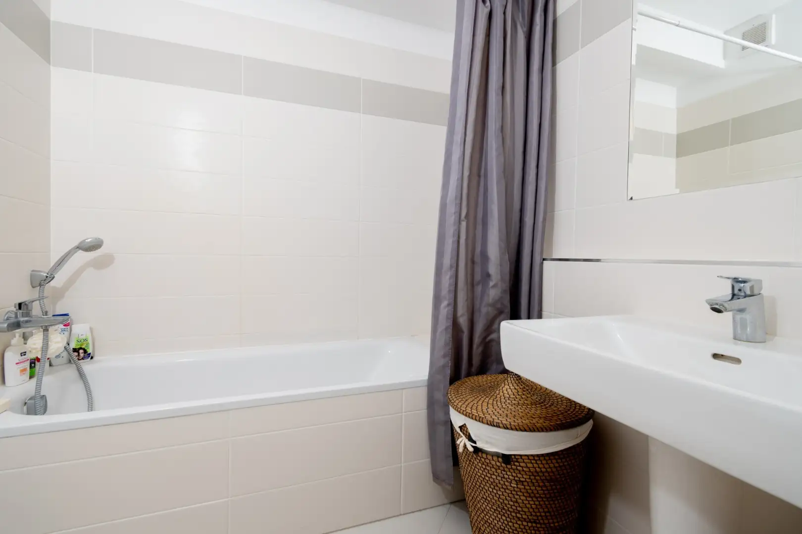 Pronájem bytu 2+kk o výměře 46,3 m² - Praha - Střížkov