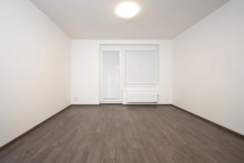 Pronájem bytu 1+kk, ulice Makedonská, 34 m² + balkon