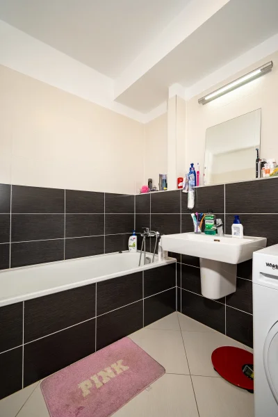 Pronájem bytu 2+kk, 56,9m2, ulice Makedonská, Praha - Střížkov