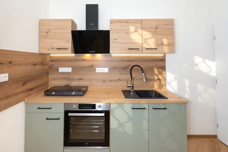 Pronájem bytu 1+1, 35 m² - Praha - Smíchov
