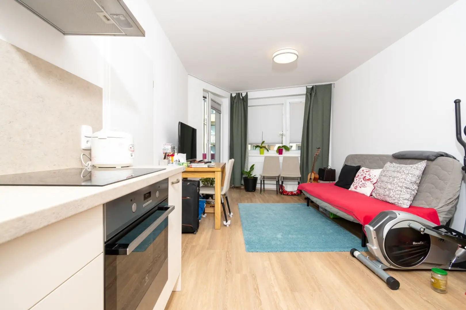 Pronájem bytu 2+kk o výměře 46,3 m² - Praha - Střížkov