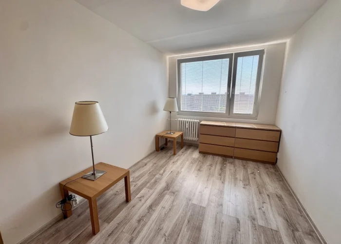 Pronájem bytu 2+kk, 42 m2, panel, částečně zařízený, Praha 4 - Chodov