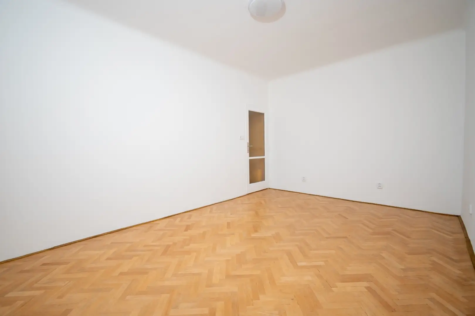 Pronájem bytu 2+1, 56m2, Praha - Vršovice