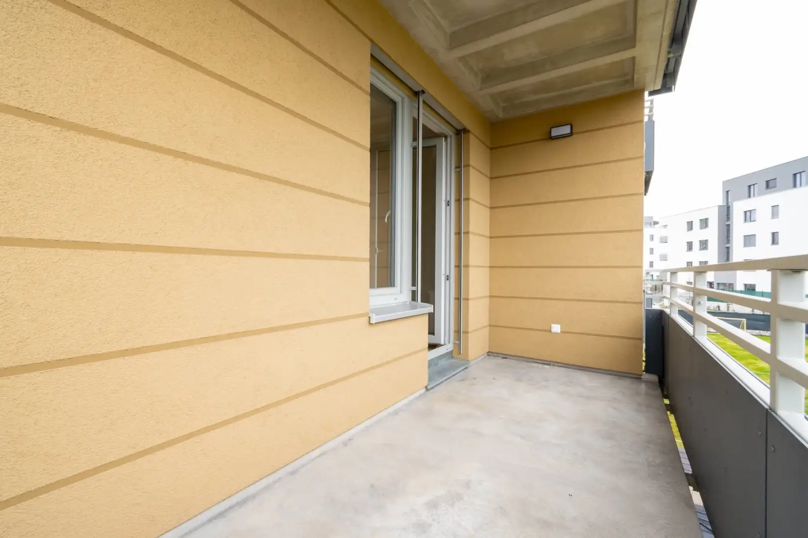 Pronájem bytu 2+kk/B/S 58 m² - Praha - Vysočany