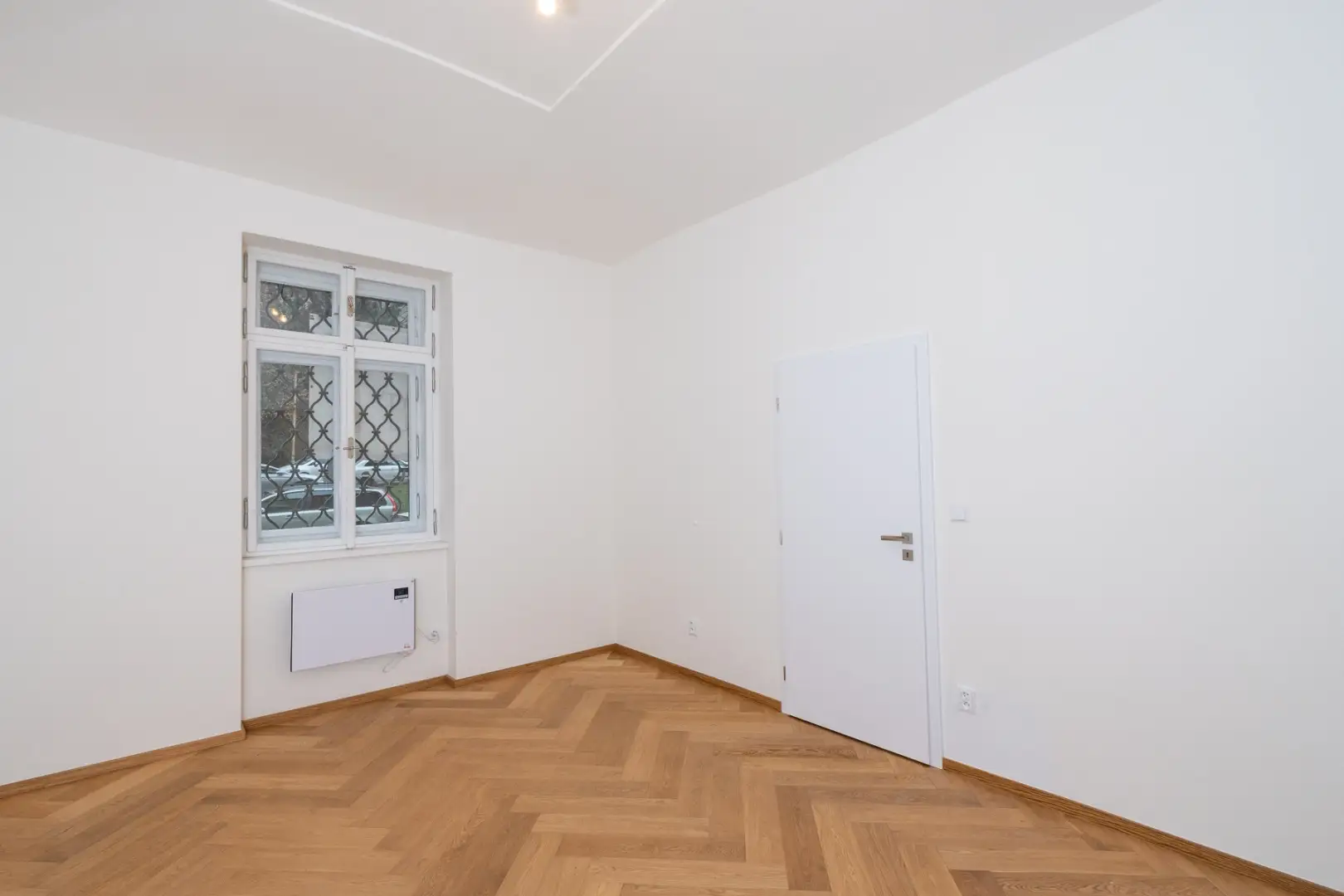 Pronájem bytu 1+1, 35 m² - Praha - Smíchov