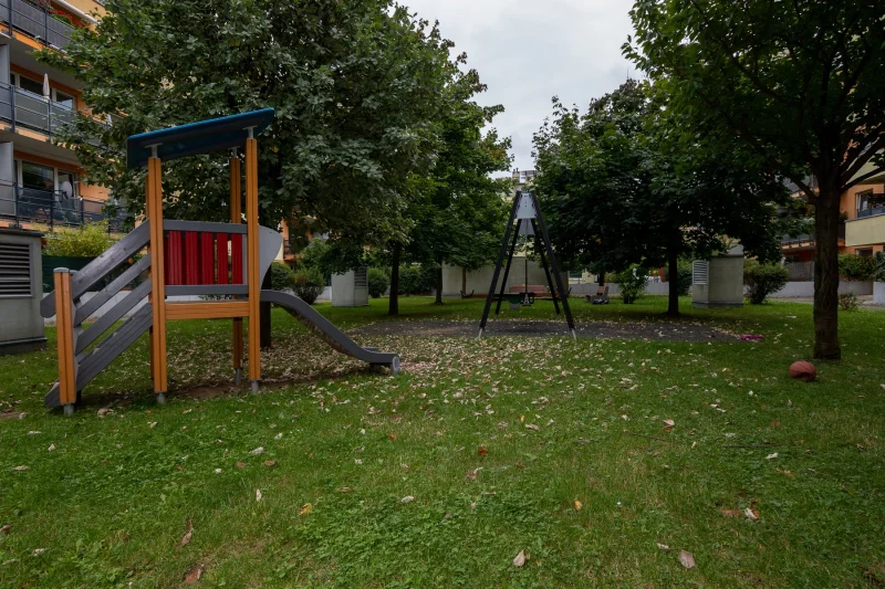 Pronájem bytu 2+kk/B/G/K 56m² - Praha - Hlubočepy