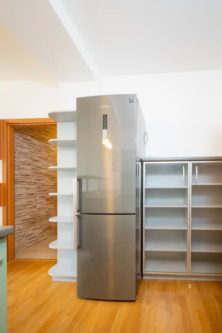Pronájem bytu 3+kk/B, po rekonstrukci, zařízený, Praha - Letňany