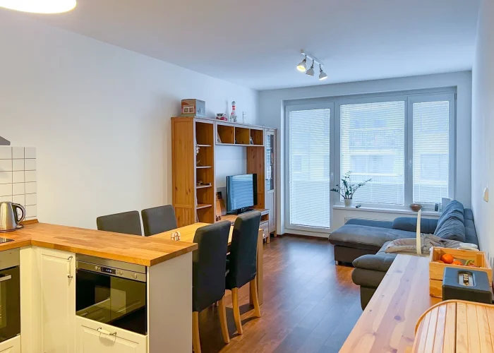 Nabízíme k pronájmu byt 2+kk, ulice Makedonská 618/9, Praha - Střížkov