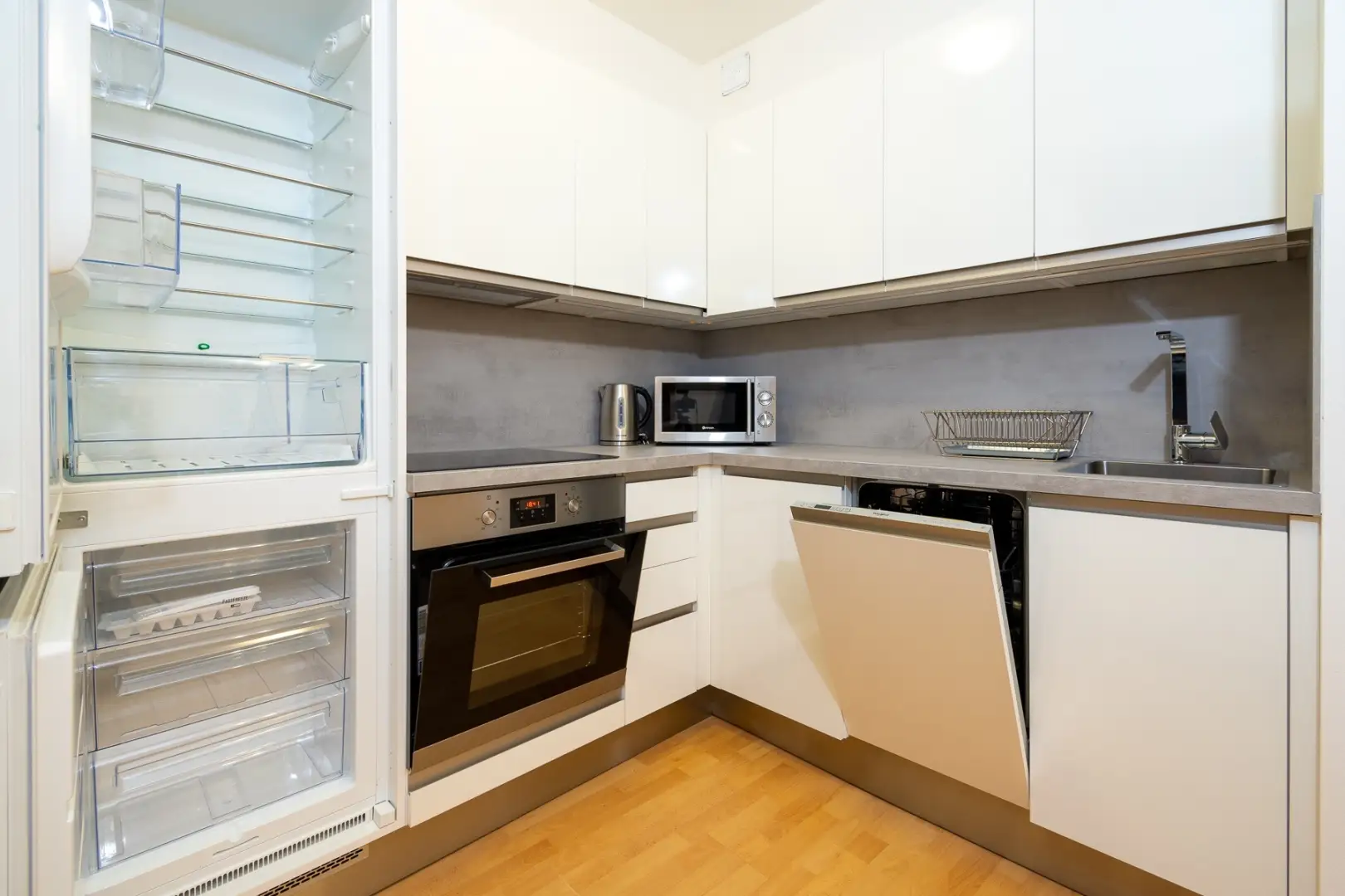 Pronájem bytu 1+kk 30m² - Praha - Malešice