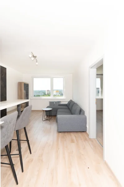Pronájem bytu 2+kk, 41 m² - Praha - Modřany