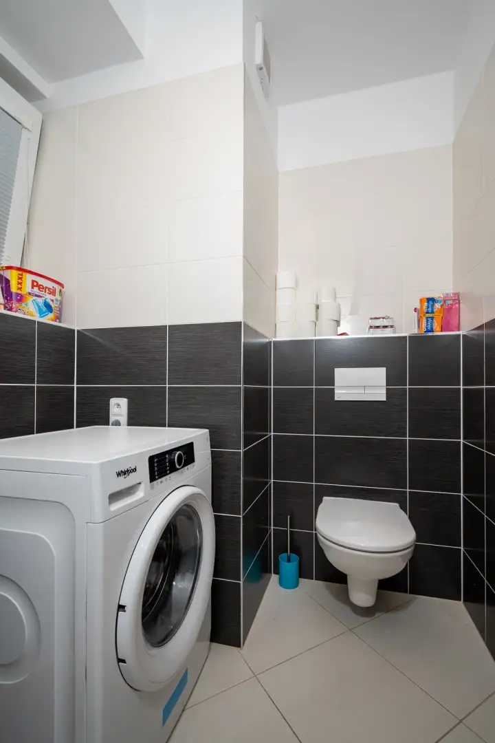 Pronájem bytu 2+kk, 56,9m2, ulice Makedonská, Praha - Střížkov