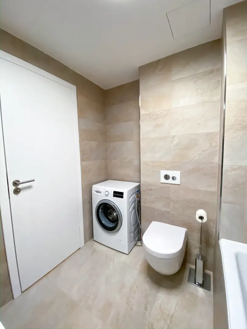 Pronájem bytu 2+kk, 58m2 s balkonem