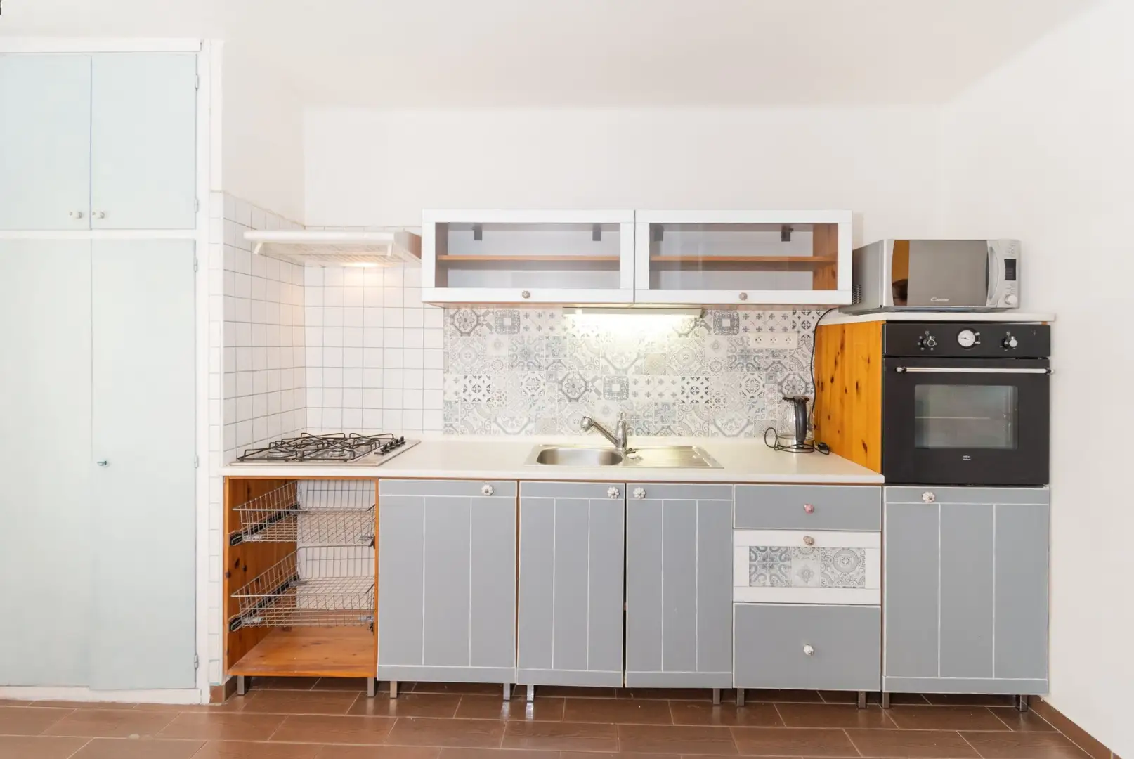 Pronájem bytu 1+1 50 m², Praha - Prosek