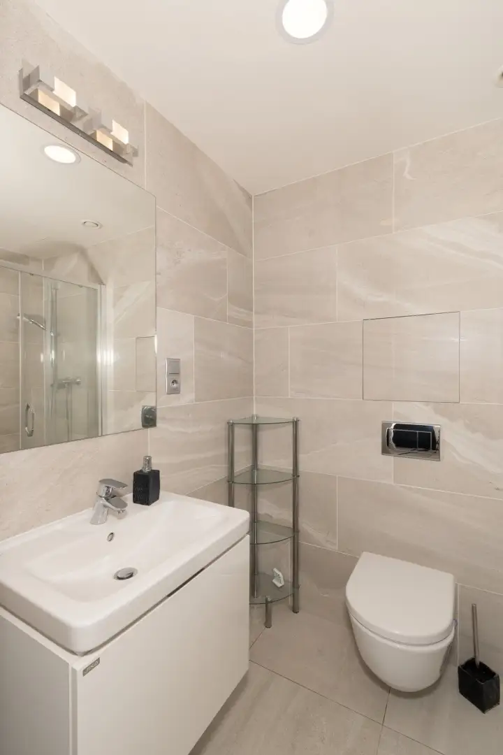 Pronájem bytu 2+kk 55 m², Praha - Libeň
