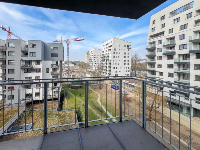 Pronájem bytu 2+kk, 57 m² - Praha - Vysočany