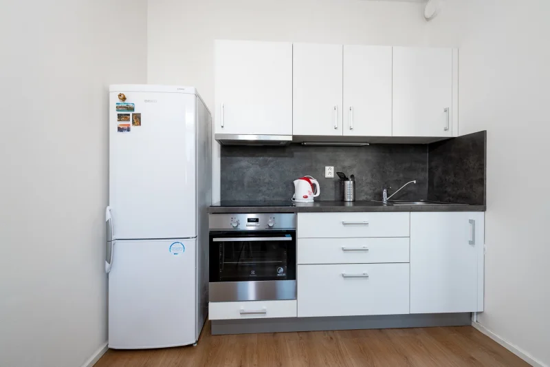 Pronájem bytu 1+kk 32m² - Praha - Hlubočepy