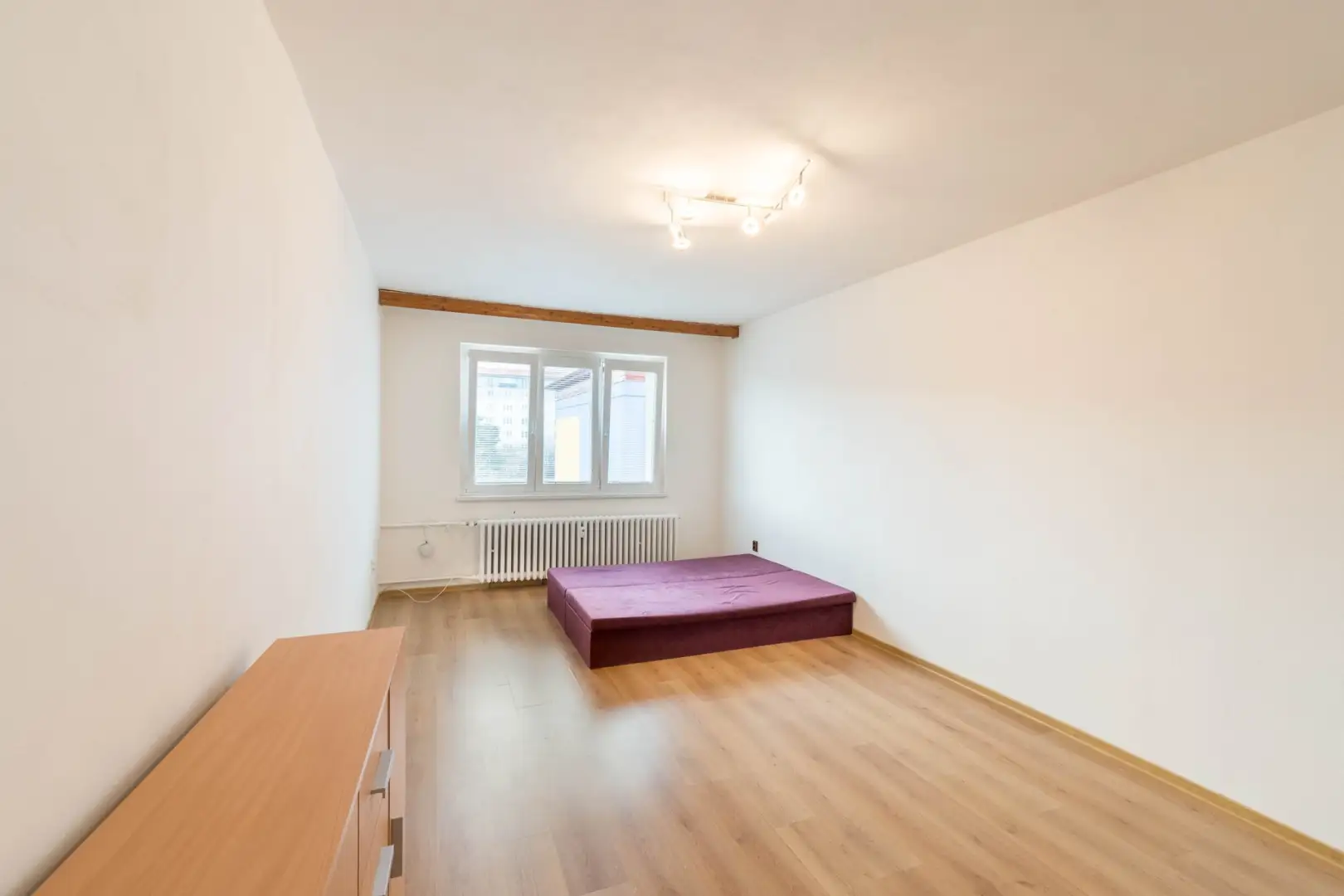 Pronájem bytu 2+1, 54 m² - Praha - Strašnice
