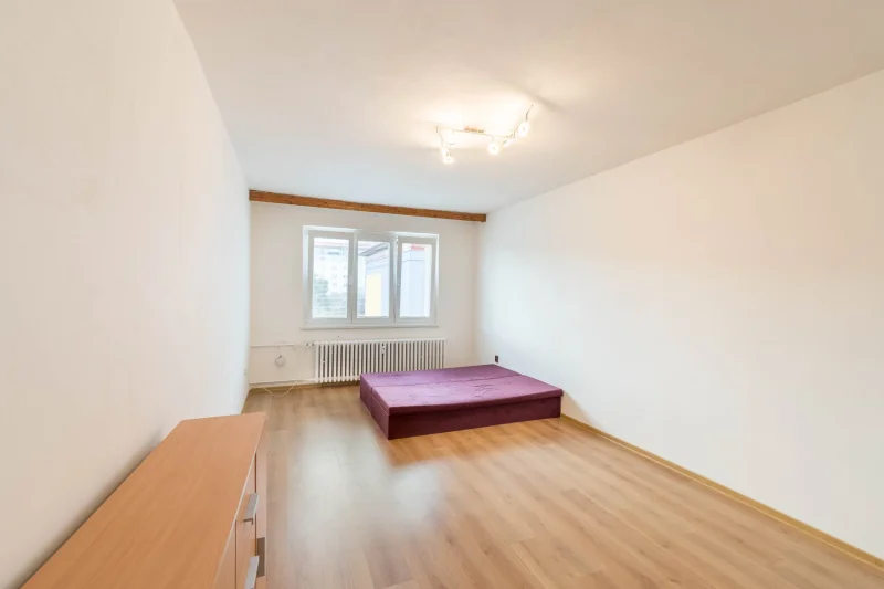 Pronájem bytu 2+1, 54 m² - Praha - Strašnice