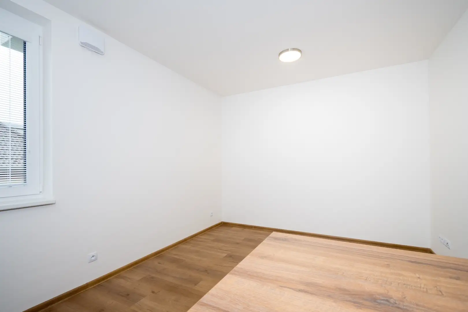 Pronájem bytu 2+kk, ulice Třešňová 1166/19, Praha - Hloubětín