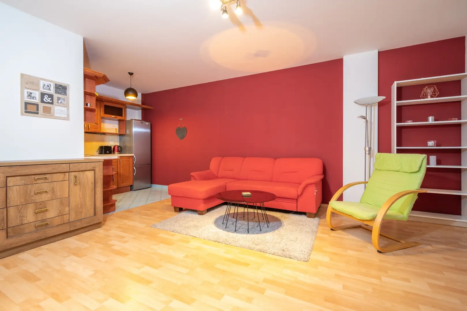 Pronájem bytu 2+kk  o výměře 55 m²  - Praha - Holešovice