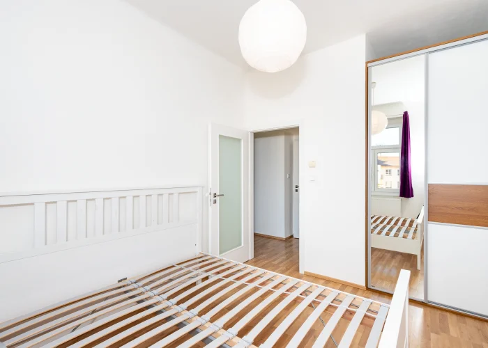 Pronájem bytu 2+kk, 39 m² - Praha - Vysočany
