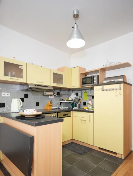 Pronájem bytu 1+kk, 47m2, s balkónem a garáží