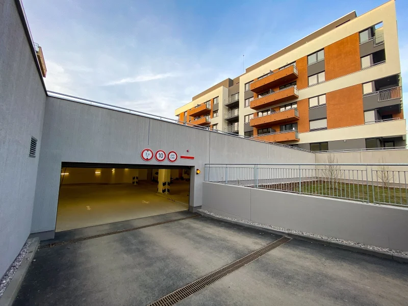 Pronájem bytu 1+kk 29m² - Praha - Třebonice