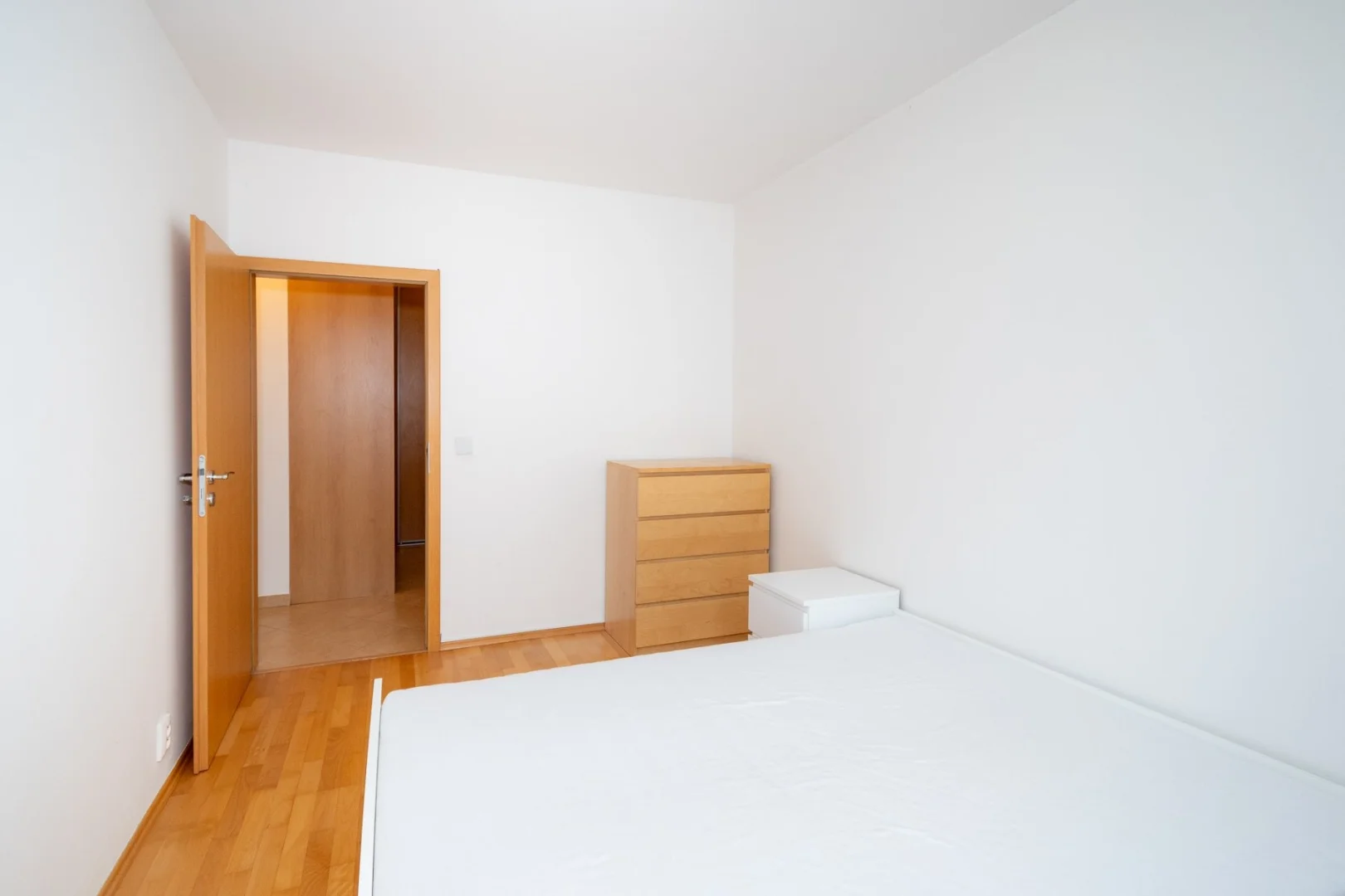Pronájem bytu 3+kk, 84m², Na Neklance Praha