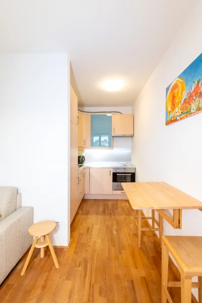 Pronájem bytu 1+kk, 34 m² - Praha - Smíchov