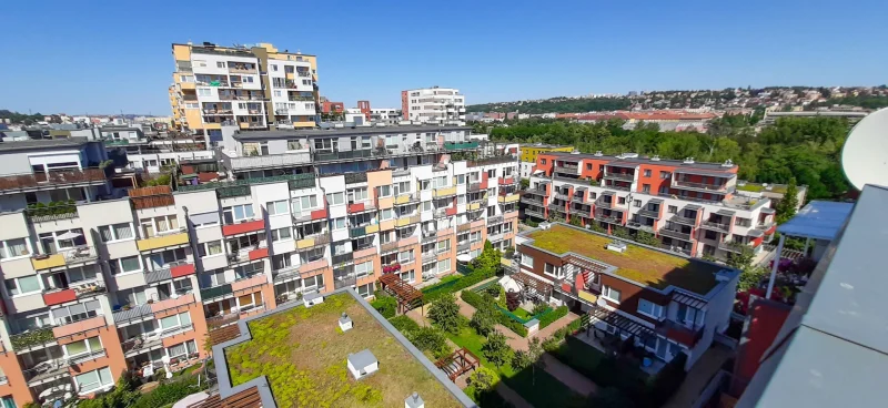 Pronájem bytu 2+kk/T/G o velikosti 52 m² - Praha - Vysočany